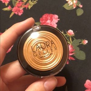 Laura Geller: Baked Gelato Swirl Illuminator